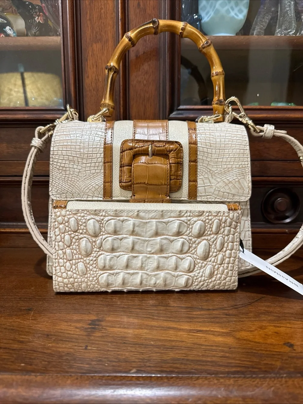 Brahmin Helm Collection Mod Small Hallie Satchel Bag IvoryLeather w/Wallet